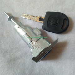 Auto Left Door Lock Cylinder For V-W Magota-n igni