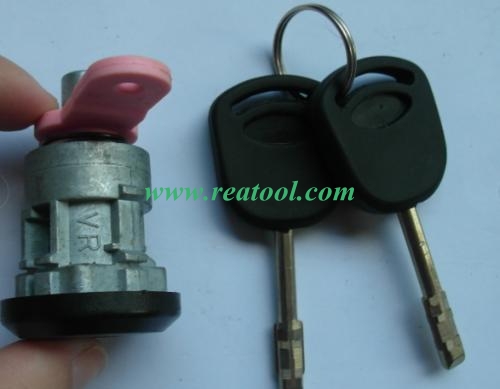 Auto parts Dook Lock 95VBV432A84D For For d Transit
